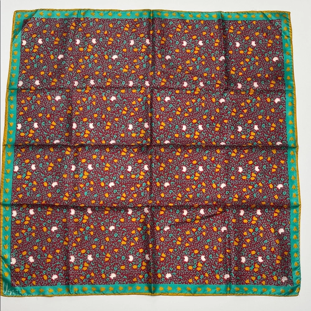 Vintage Vera Neumann Floral Patterned Silk Scarf  rayon silk blend 25“ square